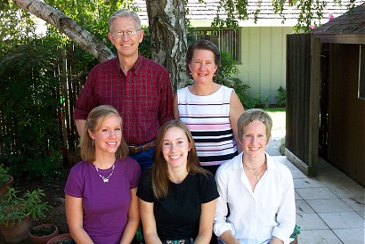 John Munn with wife and 3 daughters.